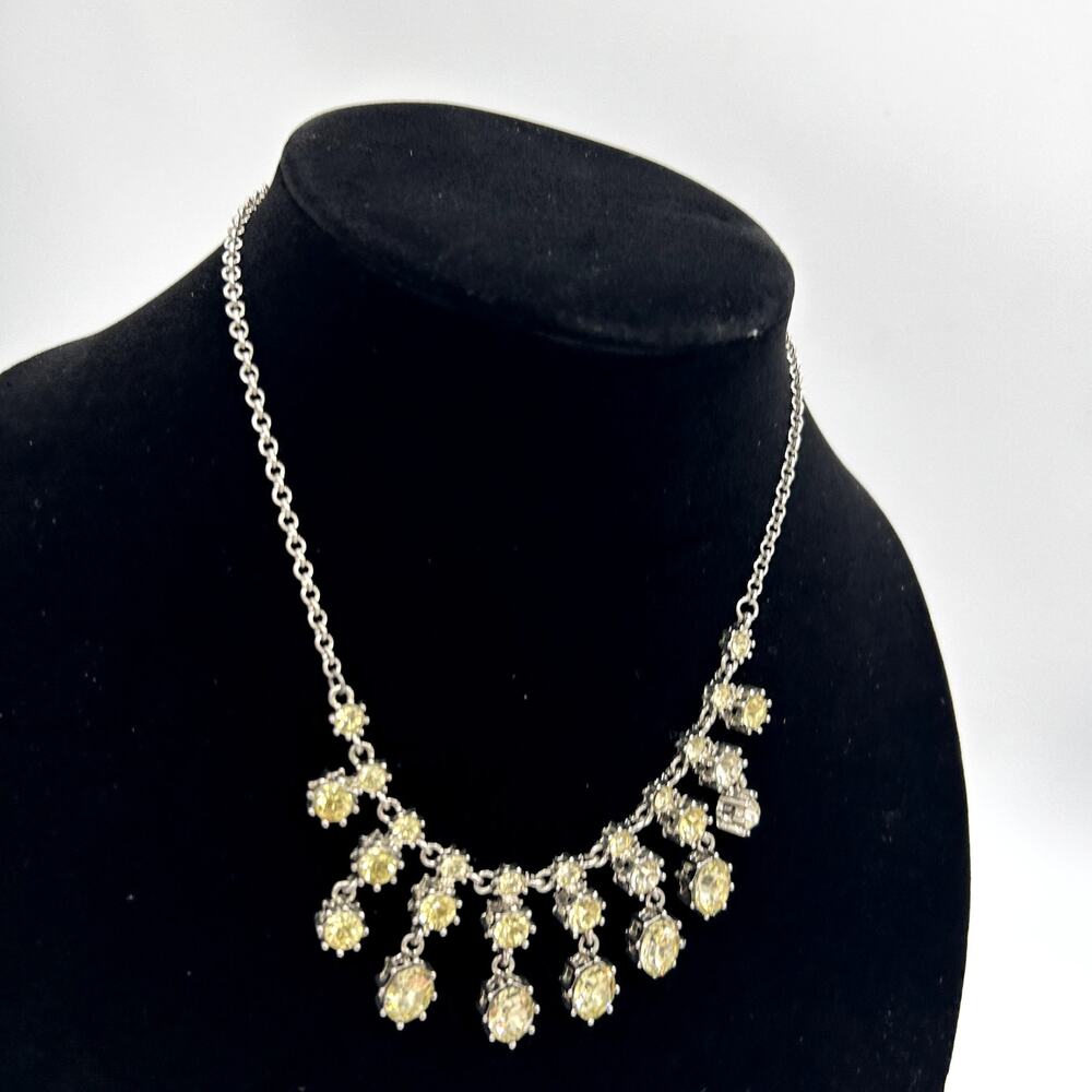 Vintage Rhinestone Bib Necklace Champagne Crystal Style Silver Tone Jewelry - Picture 6 of 6